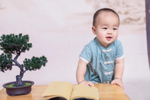 秦皇岛六个月宝宝可以坐吗
